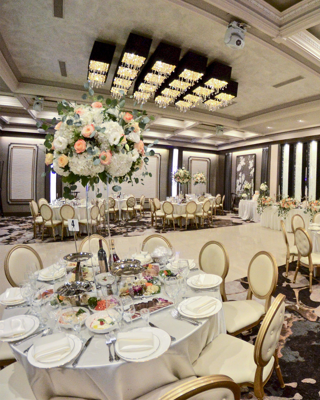 Crystal-Ballroom-Mobile-Gallery-01_01