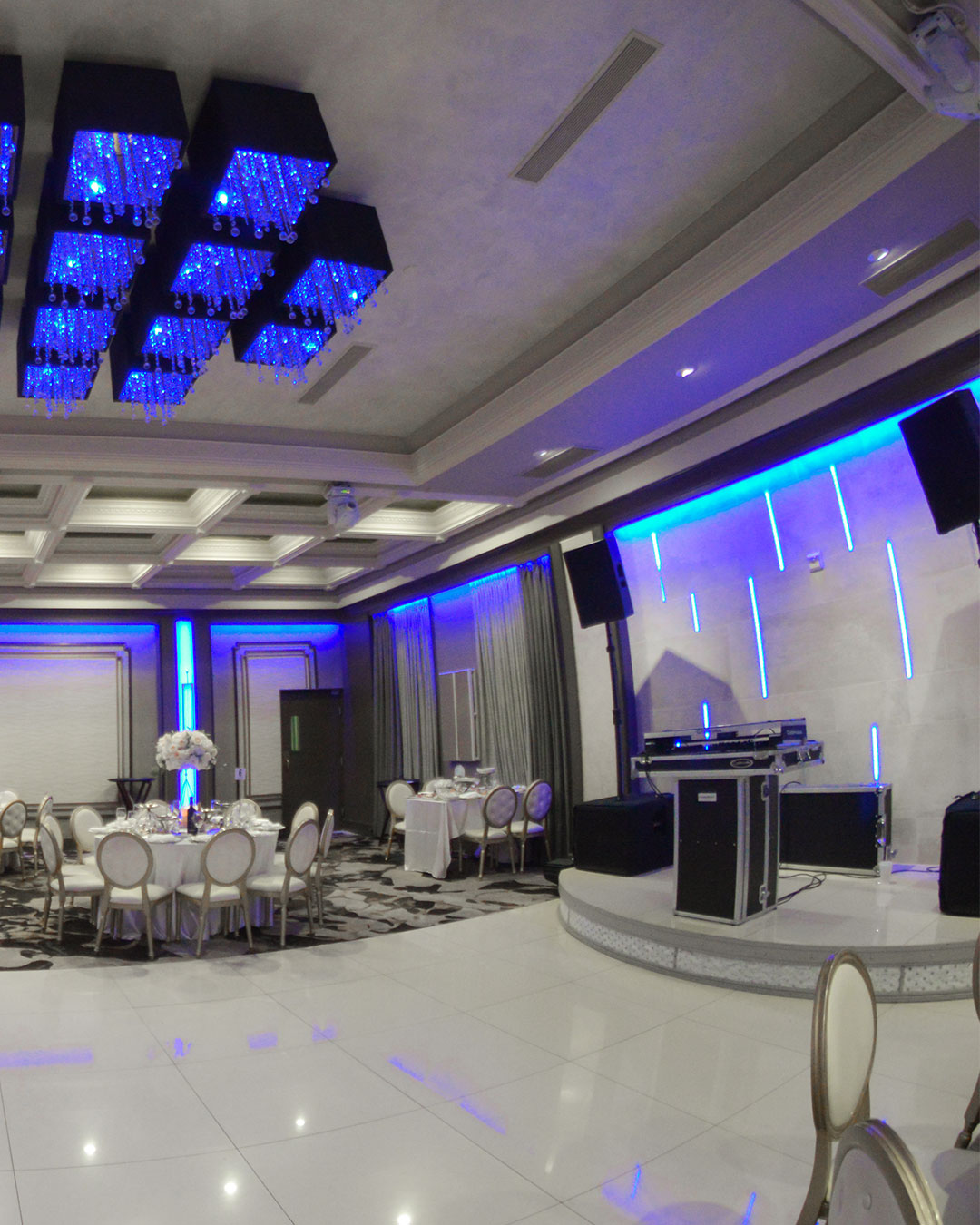 Crystal-Ballroom-Mobile-Gallery-05_02