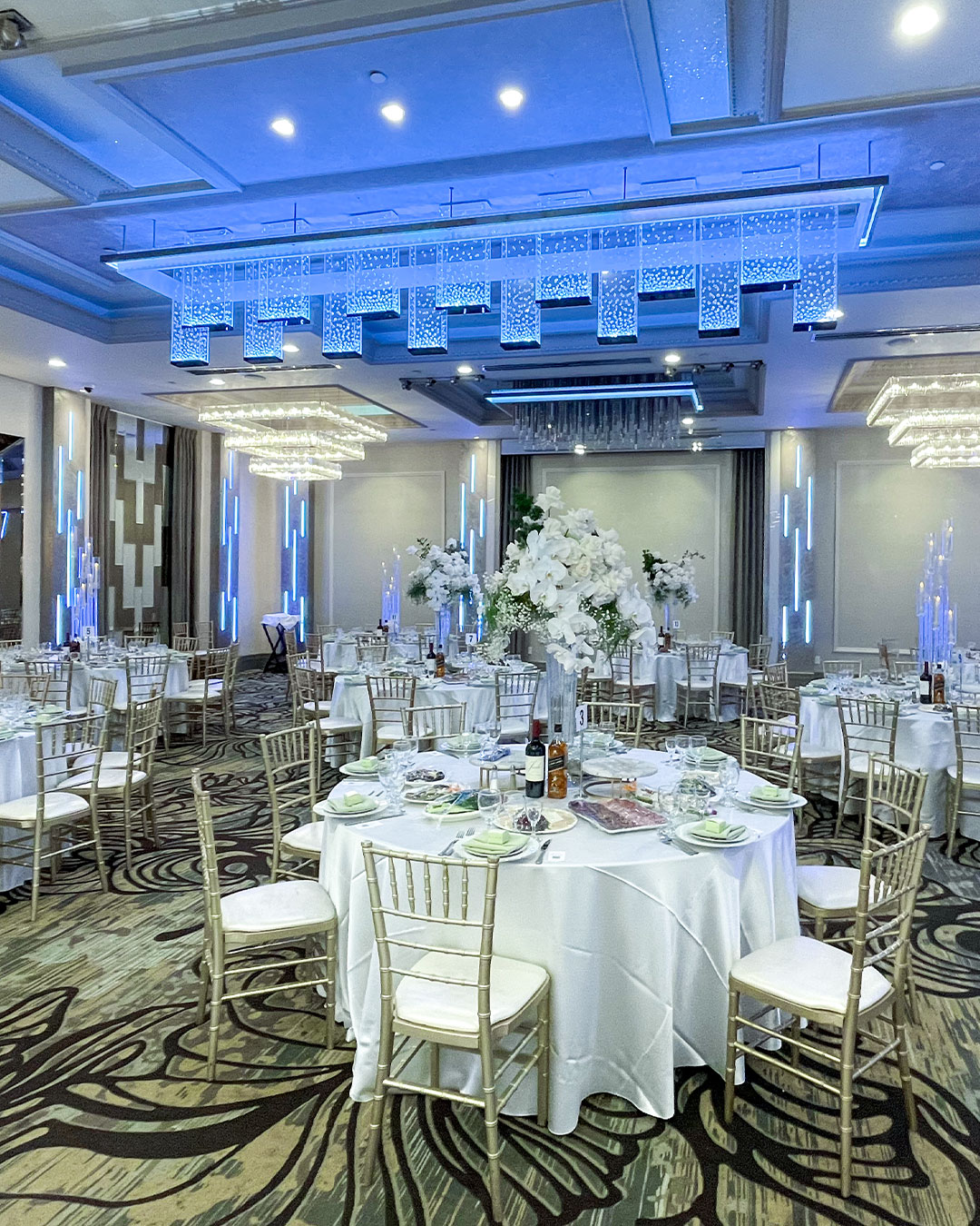 De-Luxe-Grand-Ballroom-Gallery-Mobile-02