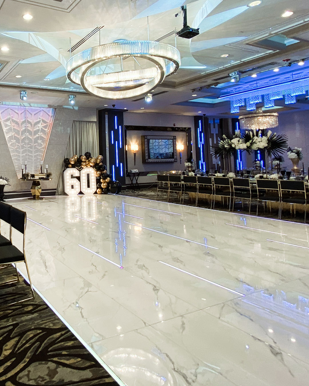 De-Luxe-Grand-Ballroom-Gallery-Mobile-11_02