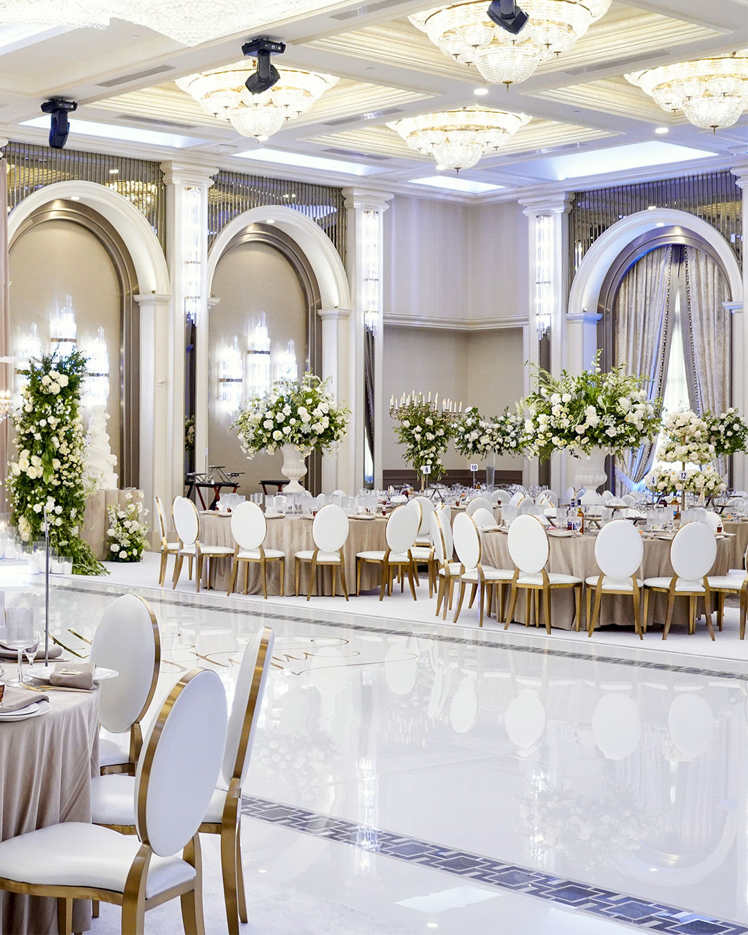 Grand-Ballroom-Mobile-Gallery-02_02