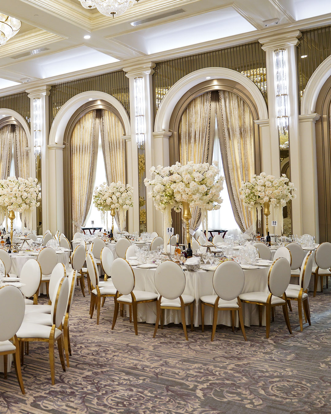 Grand-Ballroom-Mobile-Gallery-03_02