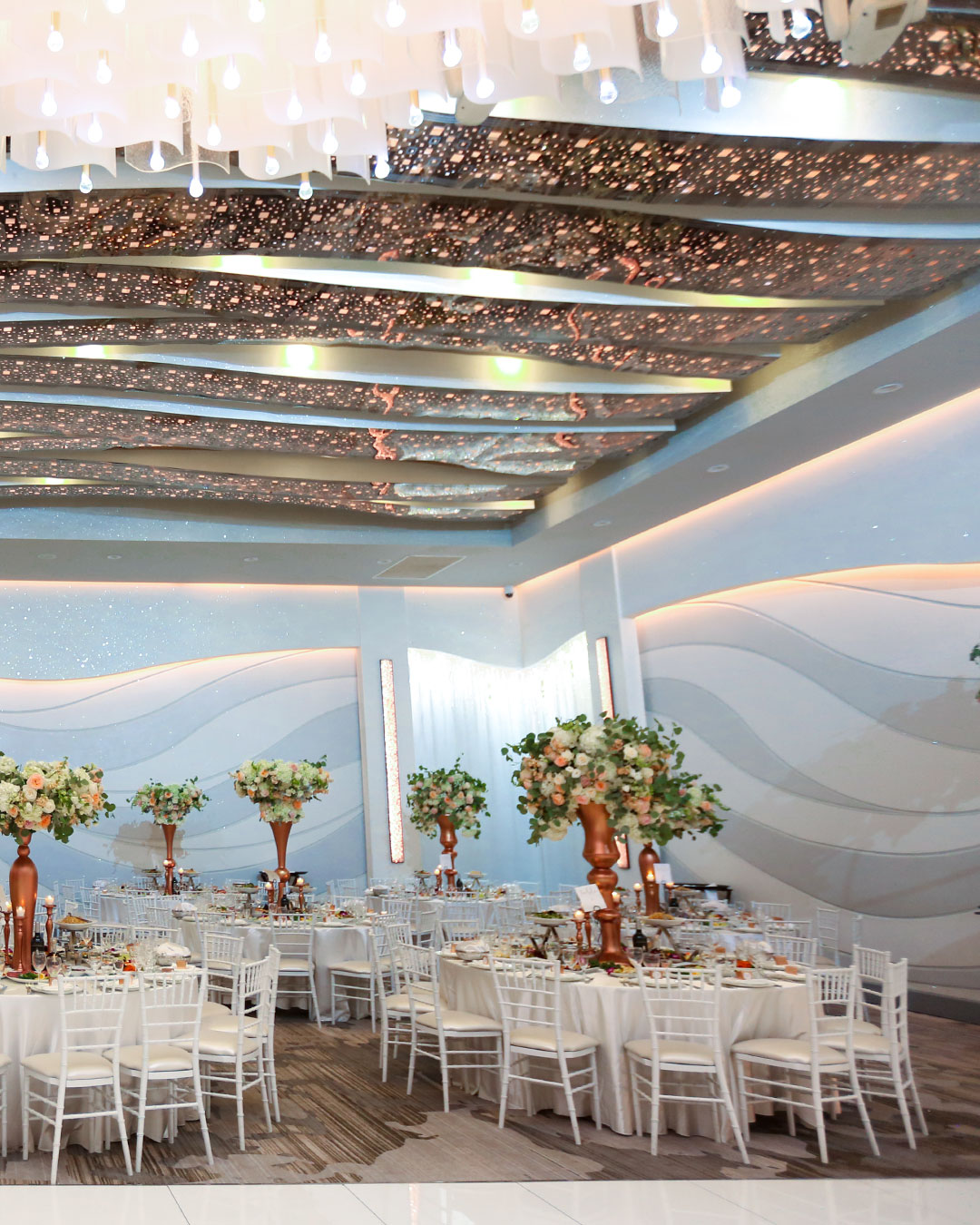 Modern-Ballroom-Mobile-Gallery-06_02