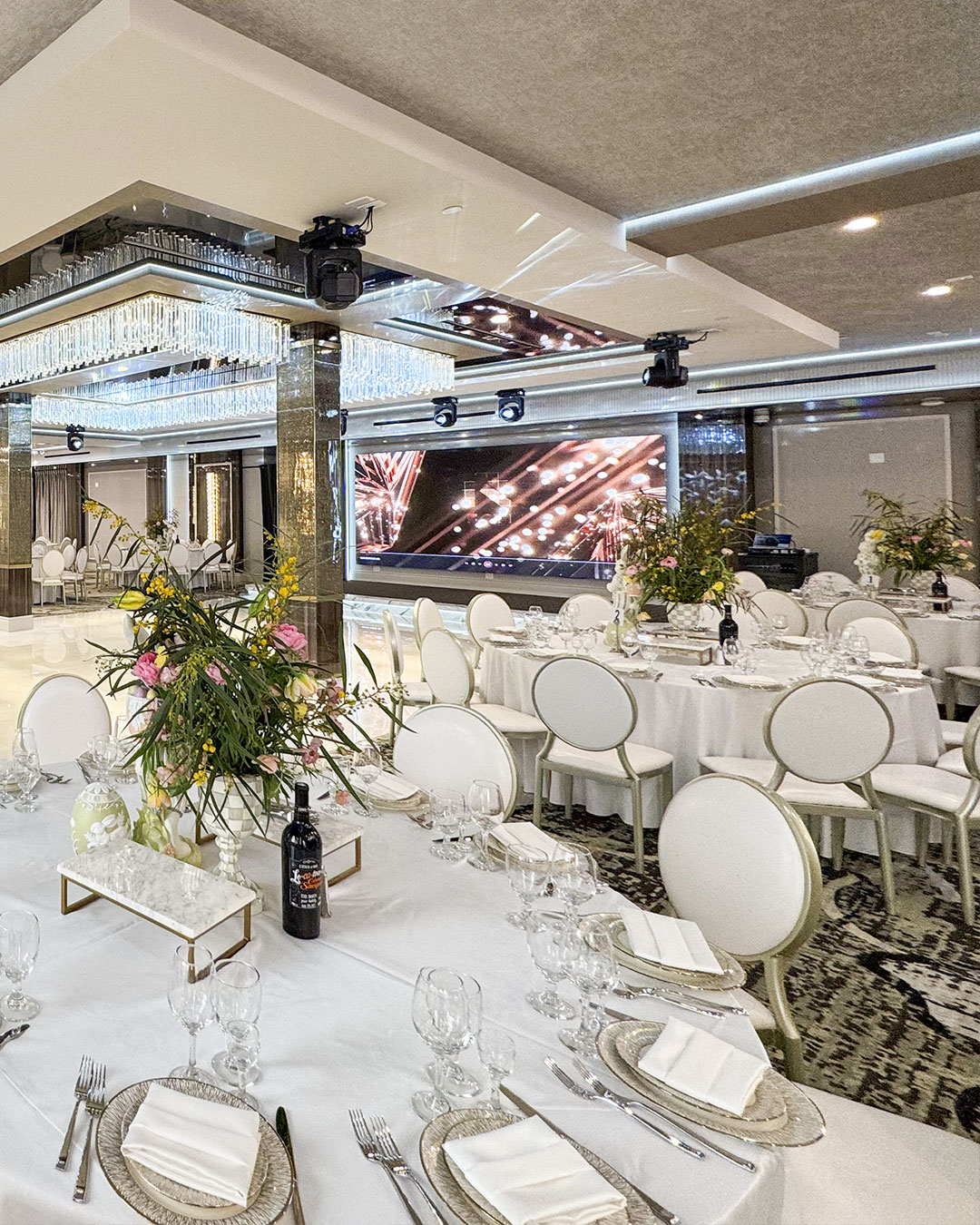 hallmark-ballroom-mobile-gallery-03_02
